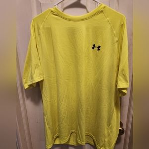 Under Armour  XL tee shirt